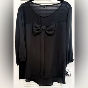 Love + Haight Blouse with a Big Bow in Black Size XL